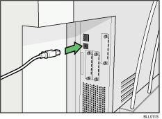 Illustration du raccordement du câble d&apos;interface USB