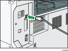 Illustration du raccordement du câble d'interface USB